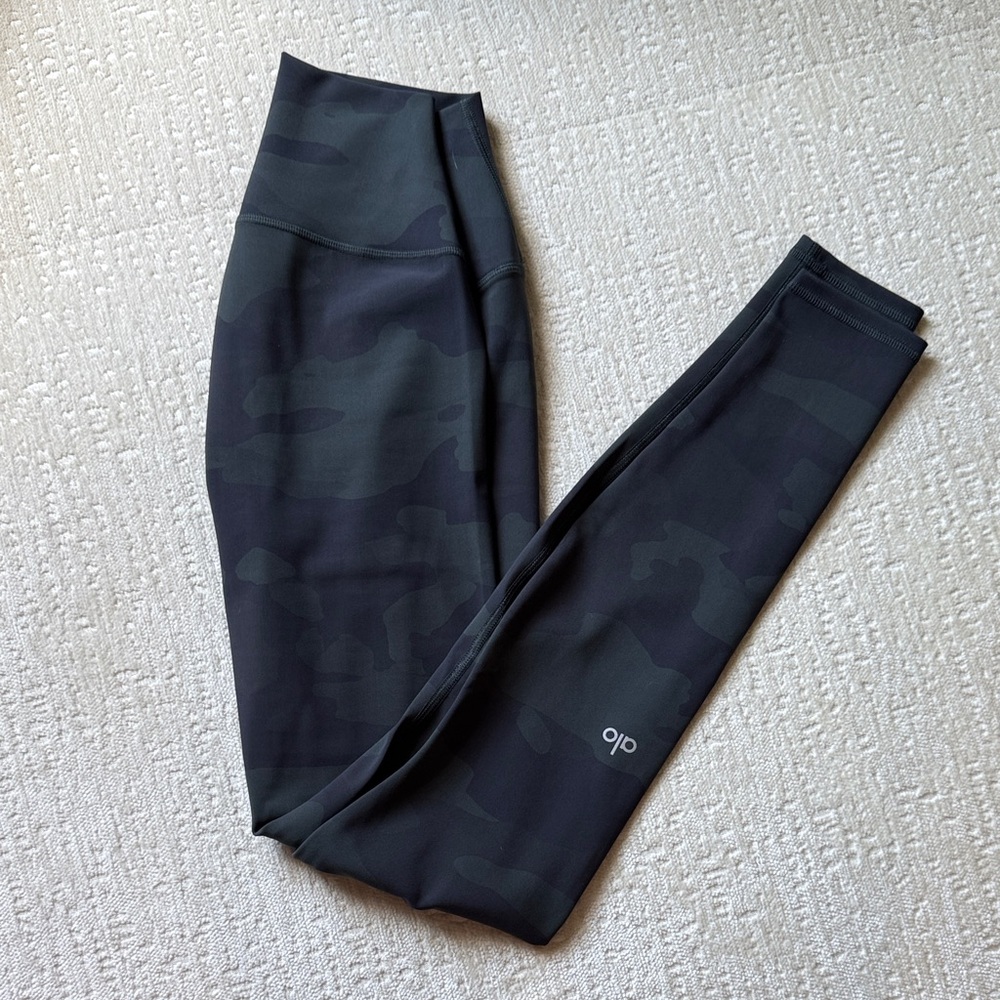 ALO Yoga Camo Leggings